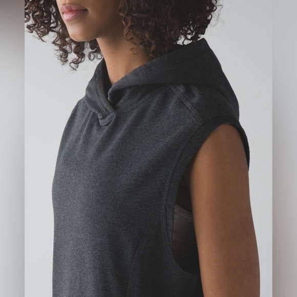Lululemon Blissed Out Sleeveless Hoodie Heathered Black Gray 6 - Picture 11 of 12